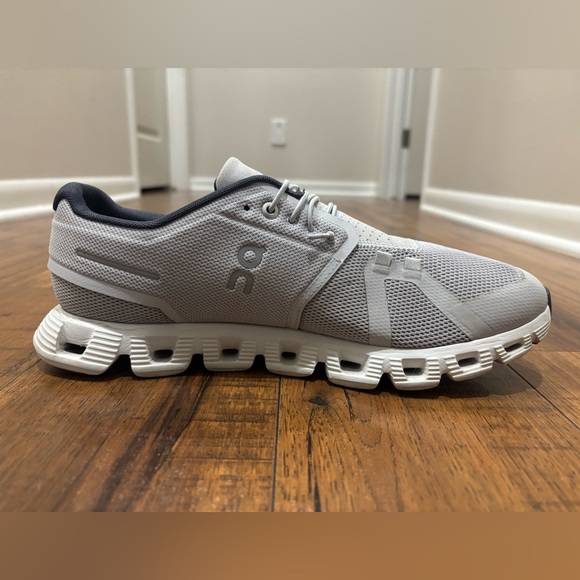 On Running Cloud 5 Glacier White Casual Running Shoes Sneakers Men’s 9 - Picture 9 of 11